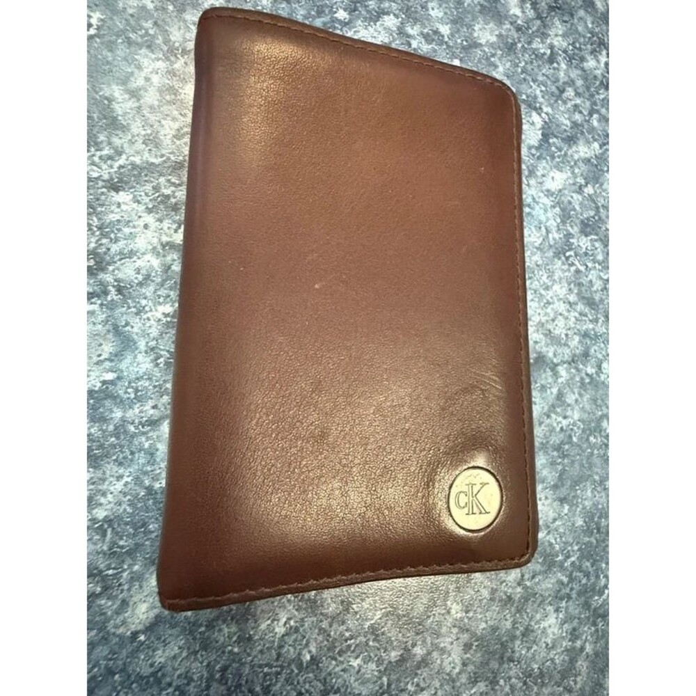 Calvin Klein men’s trifold wallet-genuine leather brown